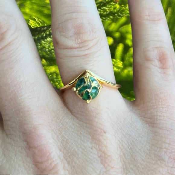 Jewelry - Emerald Jade Gold Ring